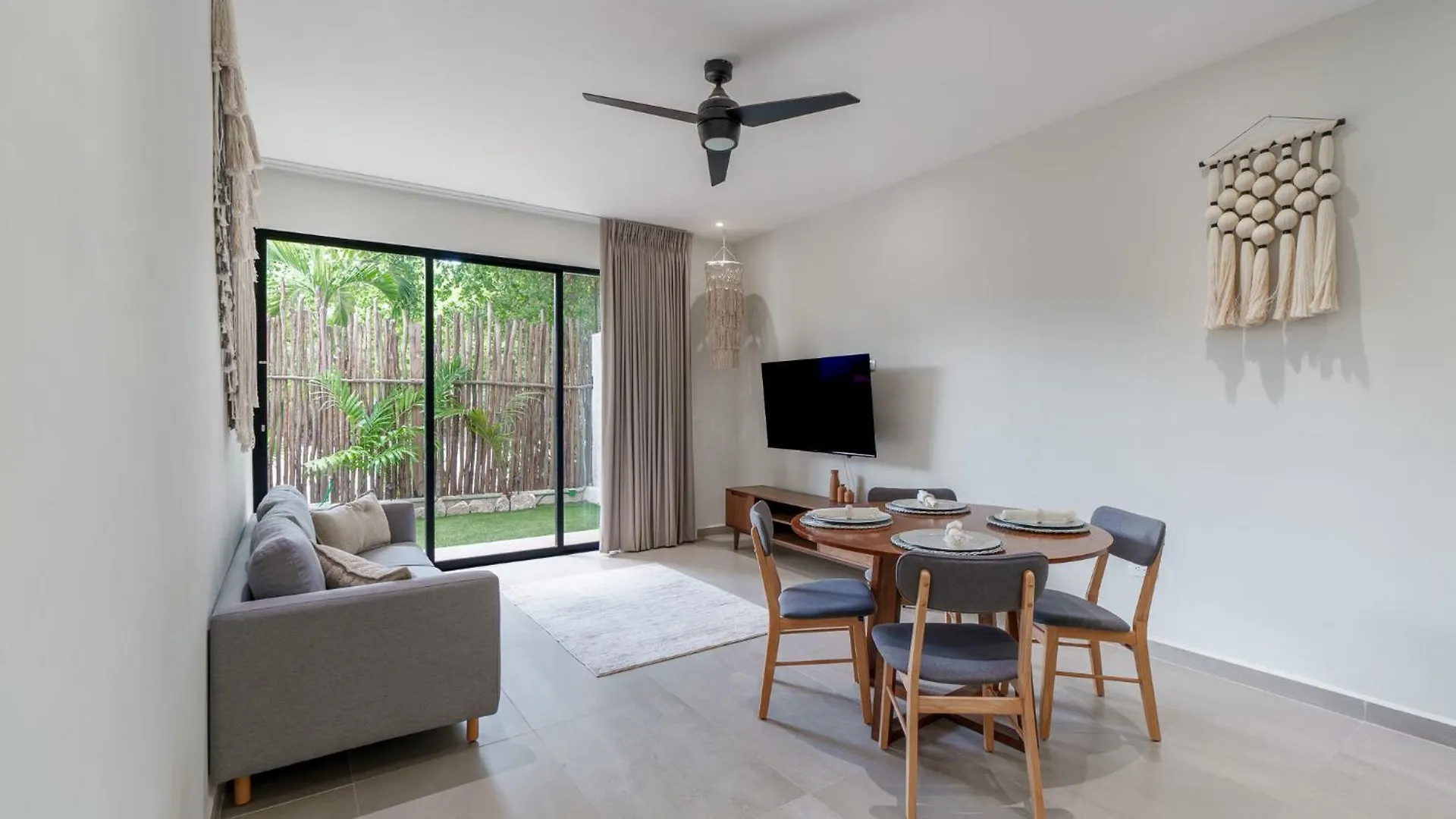 Apartmán Downtown Penthouse With Private Pool, Rooftop Pool And Gym, Short Distance From Beaches, Restaurants & Nightlife Tulum